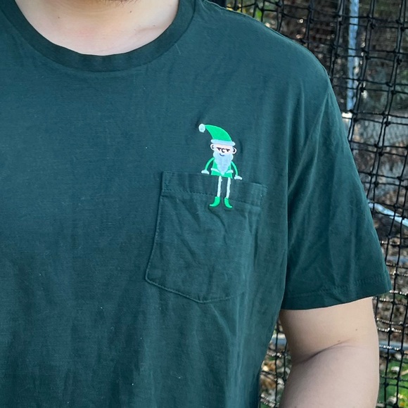 THE ELF BUDDY OMG SANTA MEN T SHIRT OLD NAVY POCKET MONSTER GREEN CHRISTMAS TREE - Picture 8 of 16